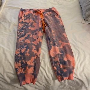 Tie dye joggers!